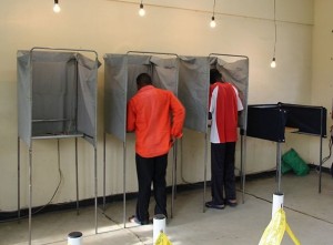 Stemhokjes - drie normale en eentje voor invaliden