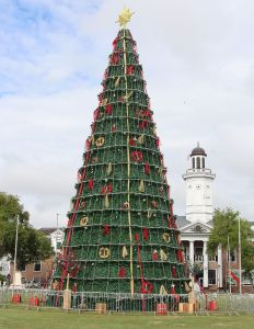 Paramaribo - Kerstboom - Onafhankelijkheidsplein