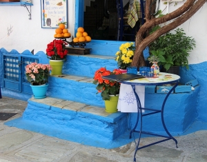 Samos - Blue chairs